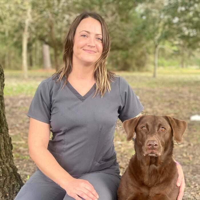 Kim P.</br> Veterinary Nurse, FLOOR COORDINATOR photo